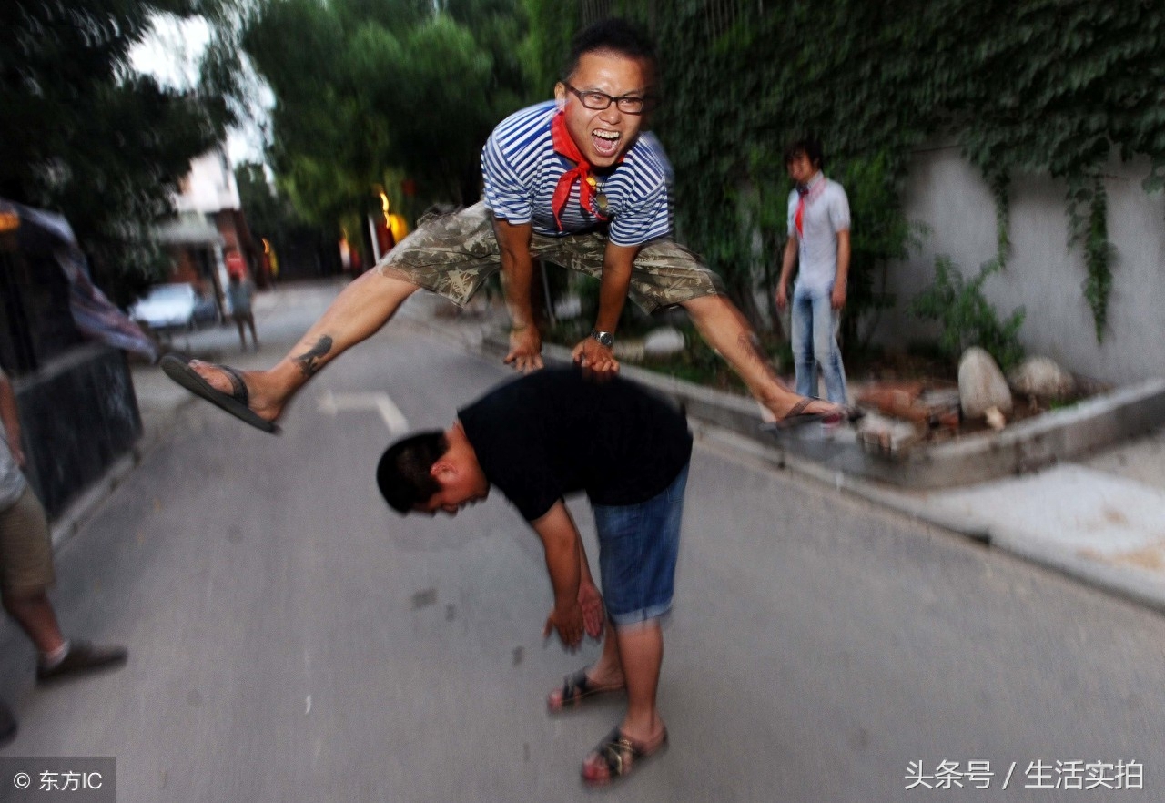 農村小學生童年的游戲，玩過這些的都已經是孩子的父母了